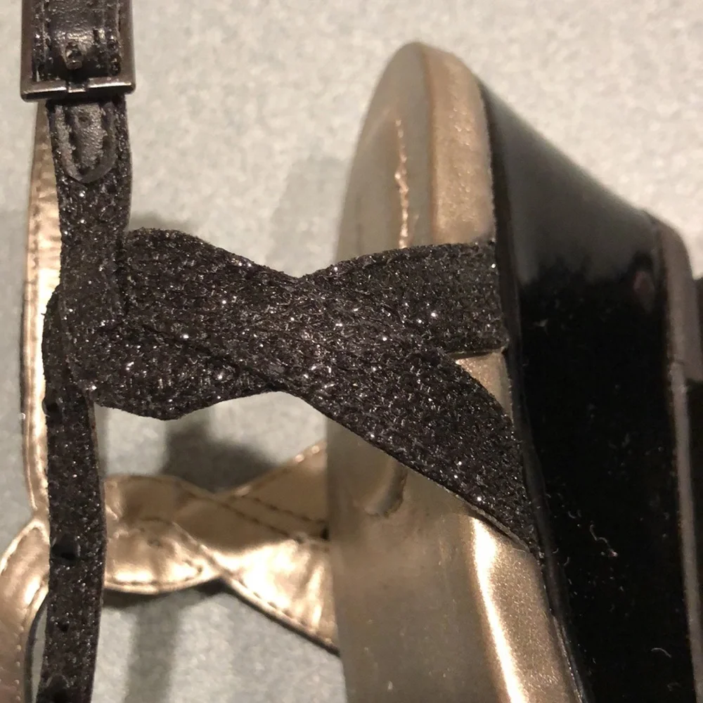 Bandolino Wedge Sandals with Sparkles 6 1/2 - Picture 8 of 16